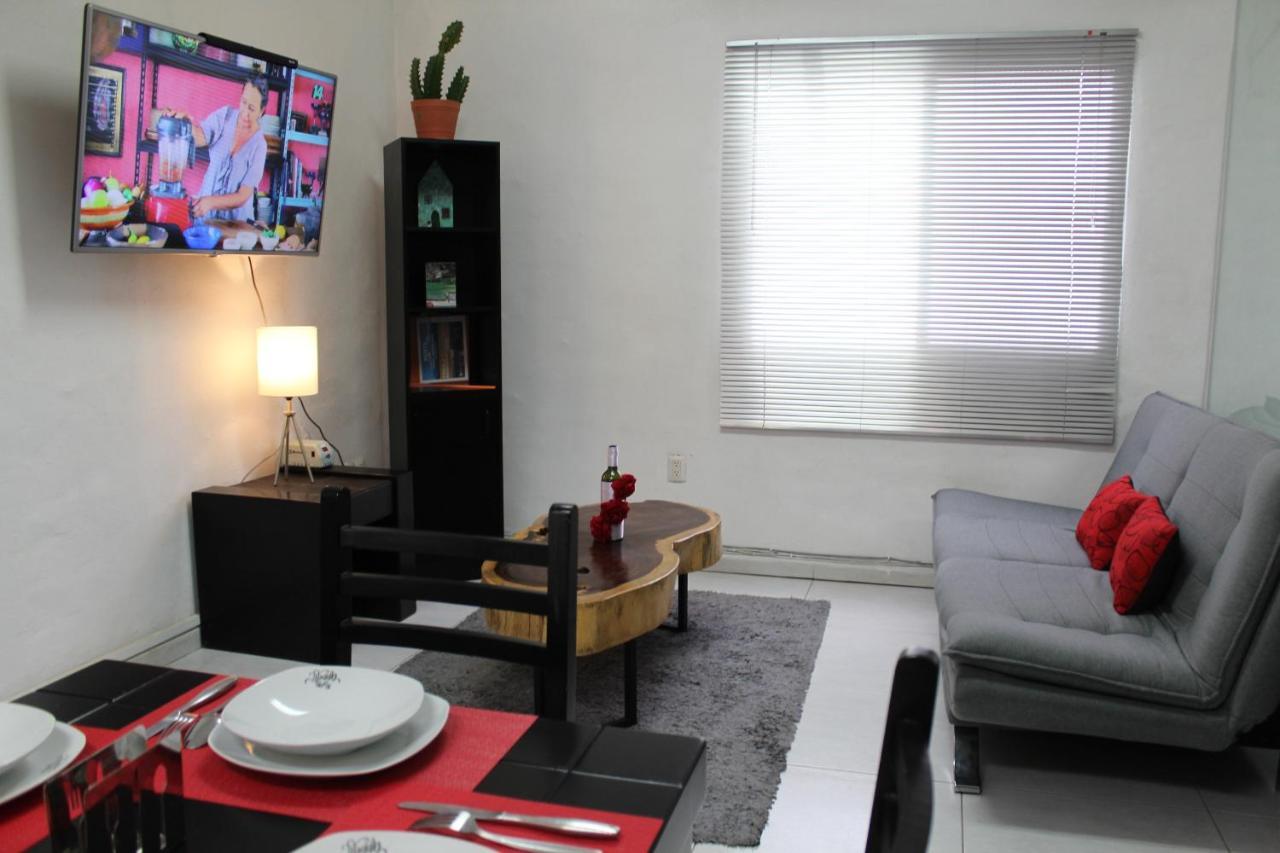 Htl & Suites Camino Real, Ubicacion, Parking, Facturamos Colima Ngoại thất bức ảnh